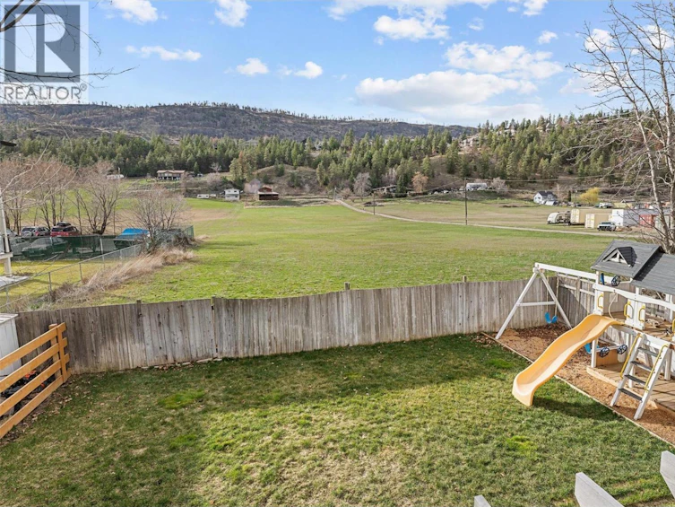 482 N Snowsell Street, Kelowna, BC, V1V 2C7 - 48