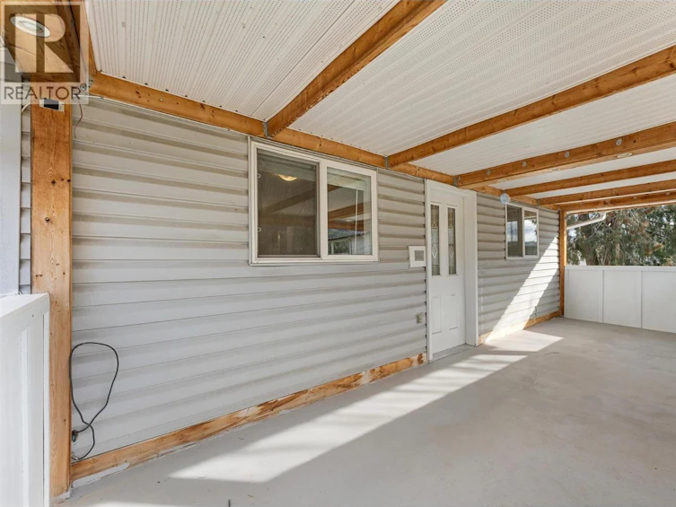 482 N Snowsell Street, Kelowna, BC, V1V 2C7 - 45