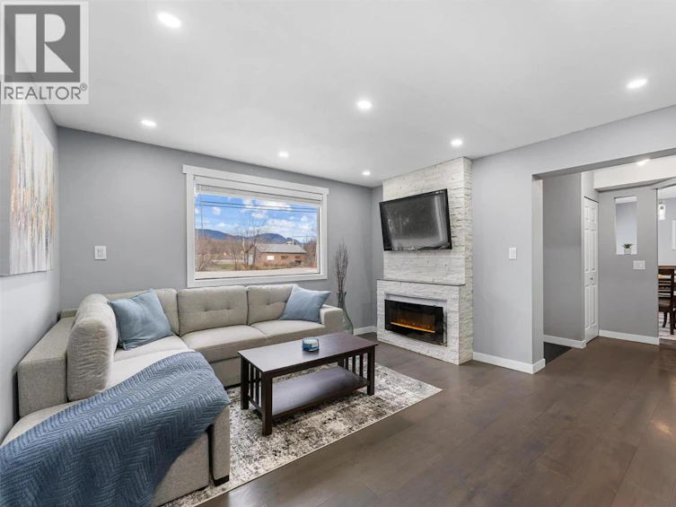 482 N Snowsell Street, Kelowna, BC, V1V 2C7 - 15