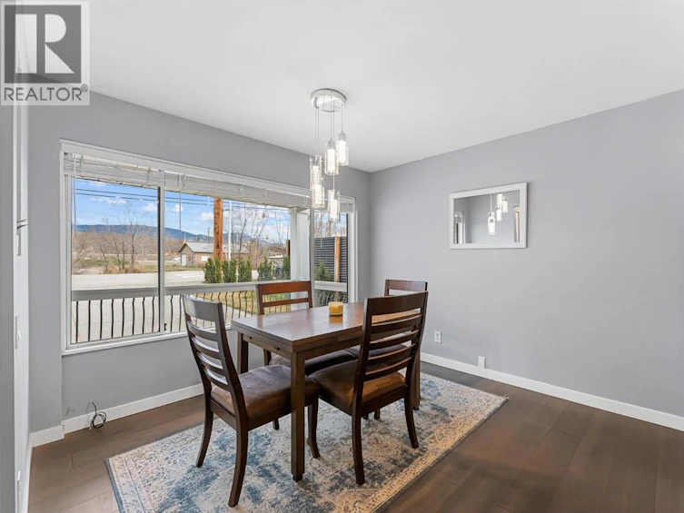 482 N Snowsell Street, Kelowna, BC, V1V 2C7 - 10