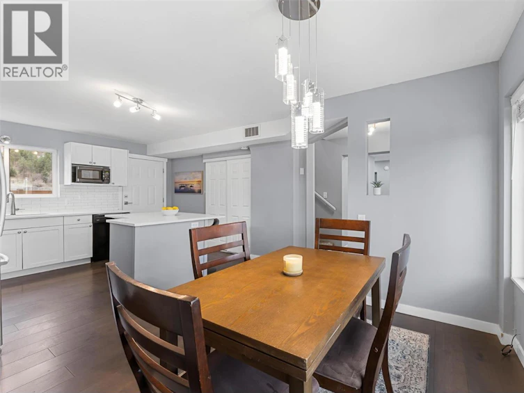 482 N Snowsell Street, Kelowna, BC, V1V 2C7 - 12