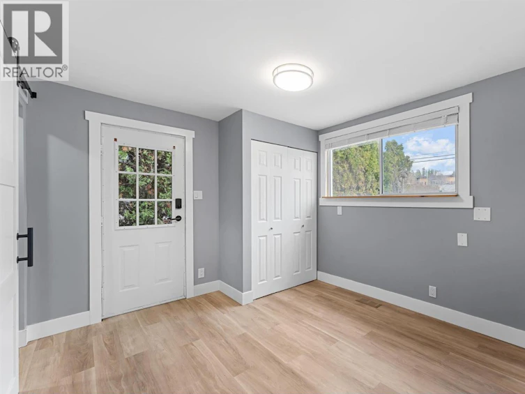 482 N Snowsell Street, Kelowna, BC, V1V 2C7 - 20