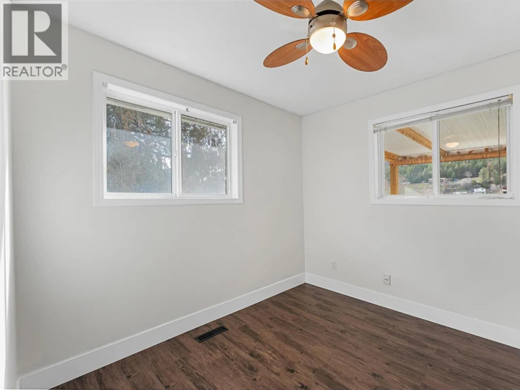 482 N Snowsell Street, Kelowna, BC, V1V 2C7 - 43