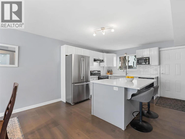 482 N Snowsell Street, Kelowna, BC, V1V 2C7 - 6