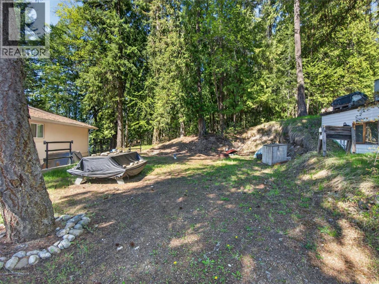 7689 Golf Course Road, Anglemont, BC, V0E 1M8 - 22