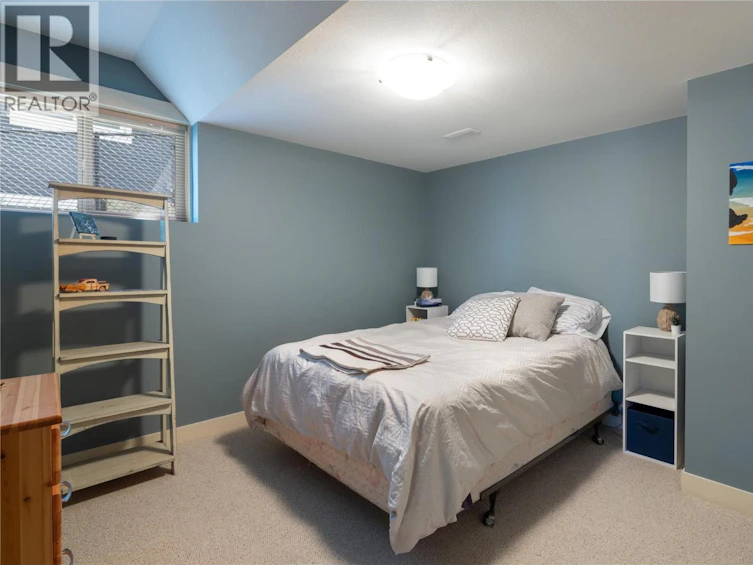 570 Gowen Place, Kelowna, BC, V1W 5B4 - 43