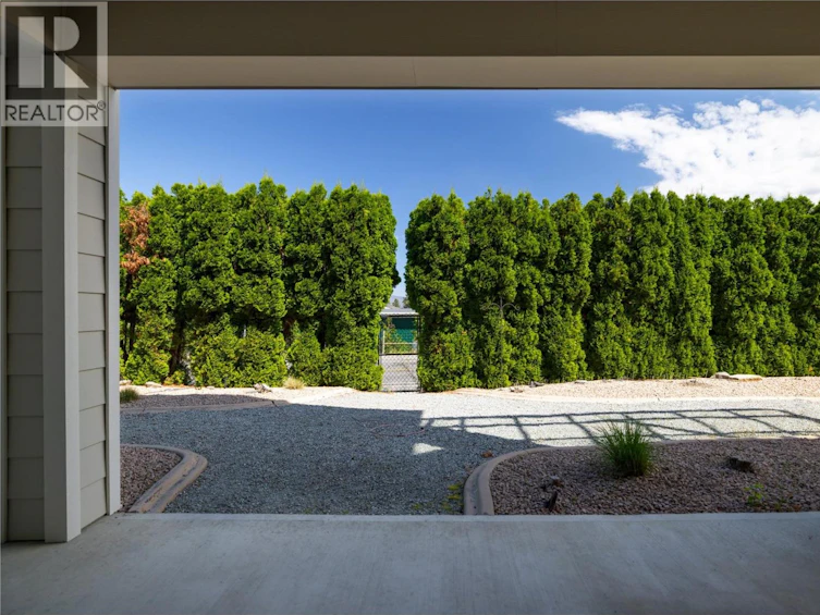 570 Gowen Place, Kelowna, BC, V1W 5B4 - 47