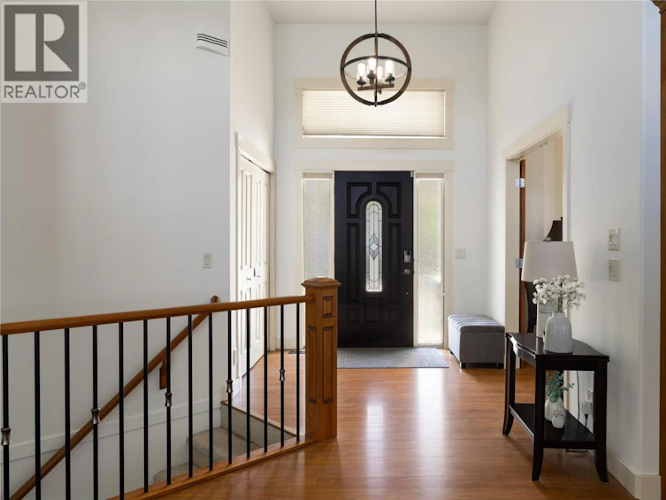 570 Gowen Place, Kelowna, BC, V1W 5B4 - 16