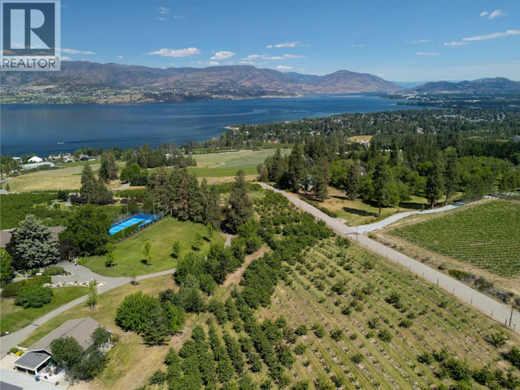 570 Gowen Place, Kelowna, BC, V1W 5B4 - 6