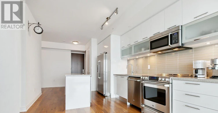 6505-388 Yonge Street, Toronto, ON, M5B 0A4 - 9
