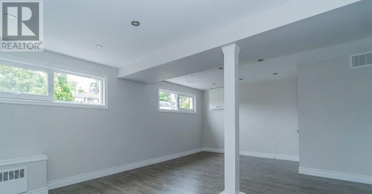 14 Donata Drive, Mississauga, ON, L5M 1T3 - 11