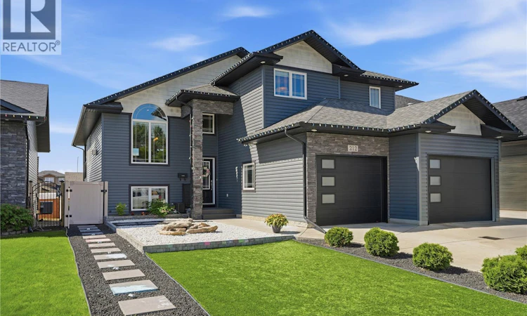 212 Glenwood Terrace