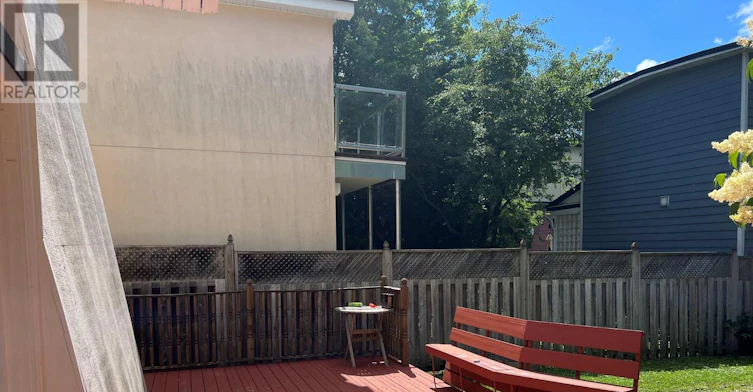 245 Mackay St Street, Ottawa, ON, K1M 2B6 - 23