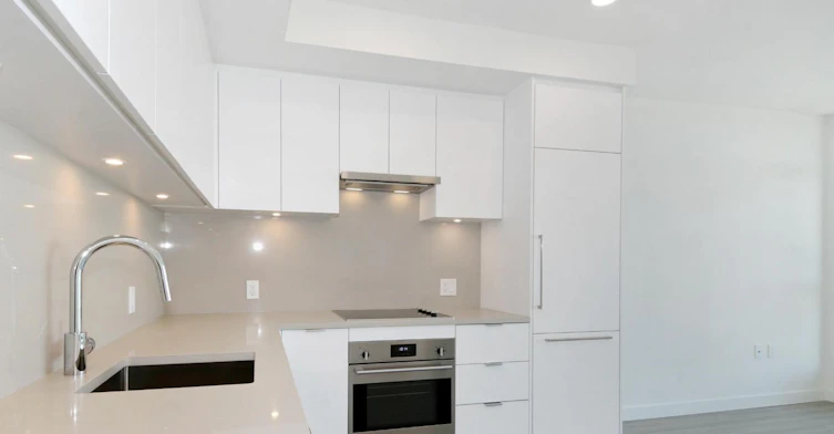 1507-13675 107a Avenue, Surrey, BC, V3T 0X2 - 8