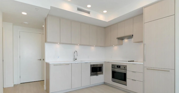 1212-13675 107a Avenue, Surrey, BC, V3T 0X2 - 6