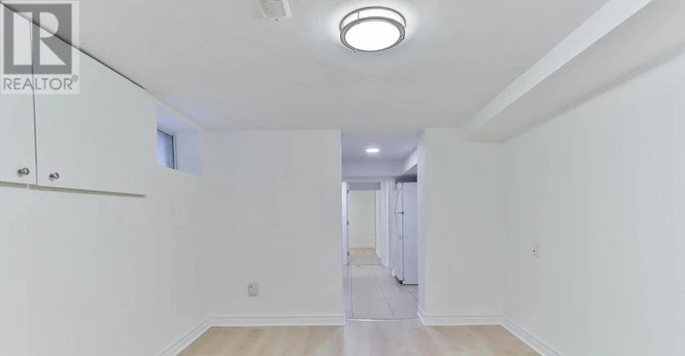 LOWER-329 Vaughan Road, Toronto, ON, M6C 2N5 - 9