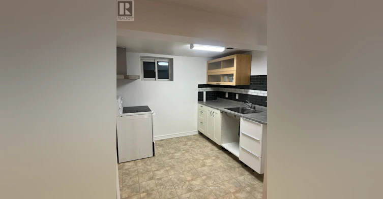 BSMT-26 Oakridge Drive, Toronto, ON, M1M 2A4 - 4