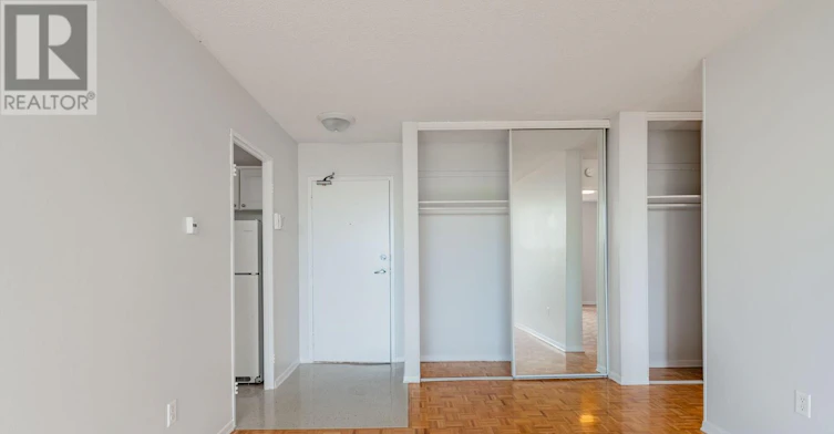 1412-150 Lakeshore Road W, Mississauga, ON, L5H 3R2 - 6