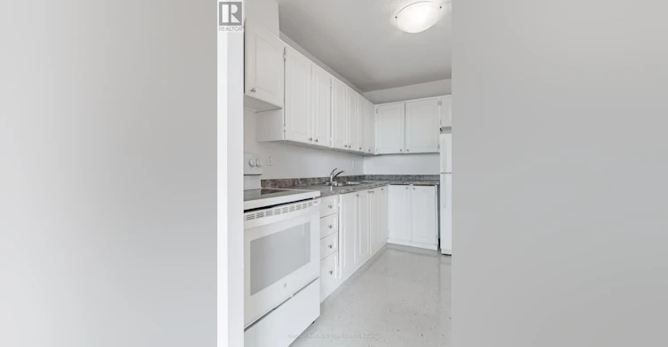1412-150 Lakeshore Road W, Mississauga, ON, L5H 3R2 - 17