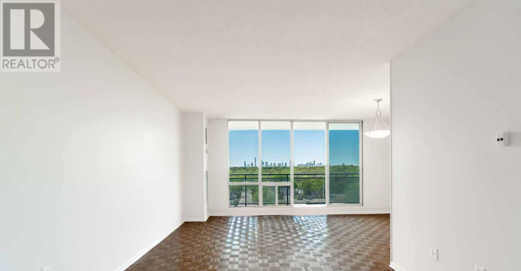 1412-150 Lakeshore Road W, Mississauga, ON, L5H 3R2 - 3