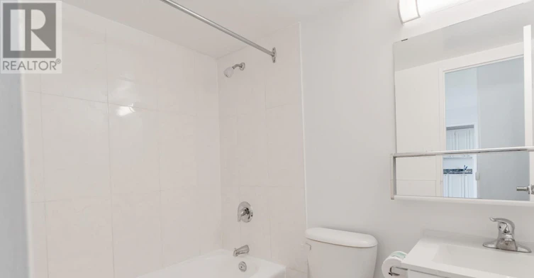 1412-150 Lakeshore Road W, Mississauga, ON, L5H 3R2 - 22