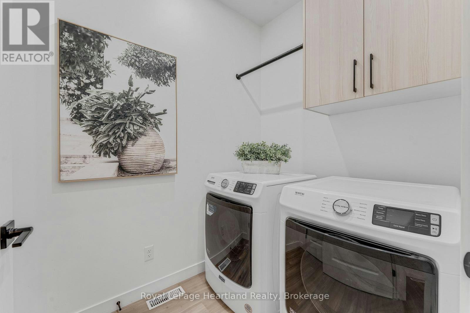 20 Silver Creek Road, Huron East, ON, N0K 1W0 - 22