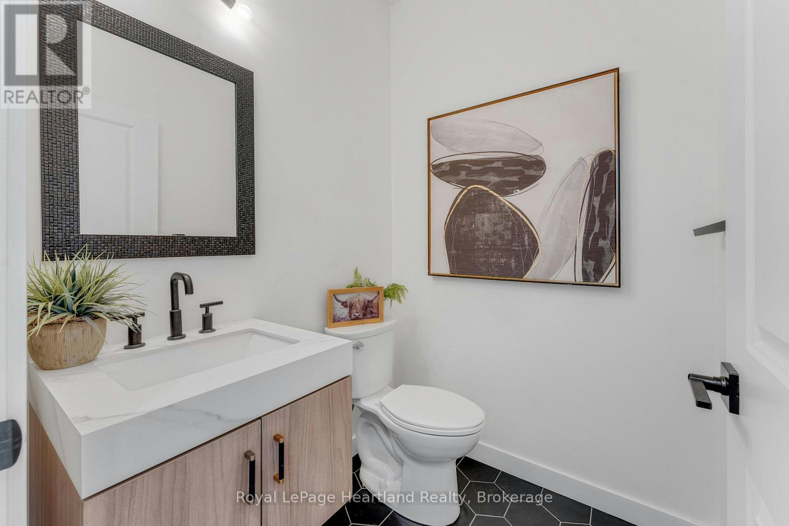 20 Silver Creek Road, Huron East, ON, N0K 1W0 - 6