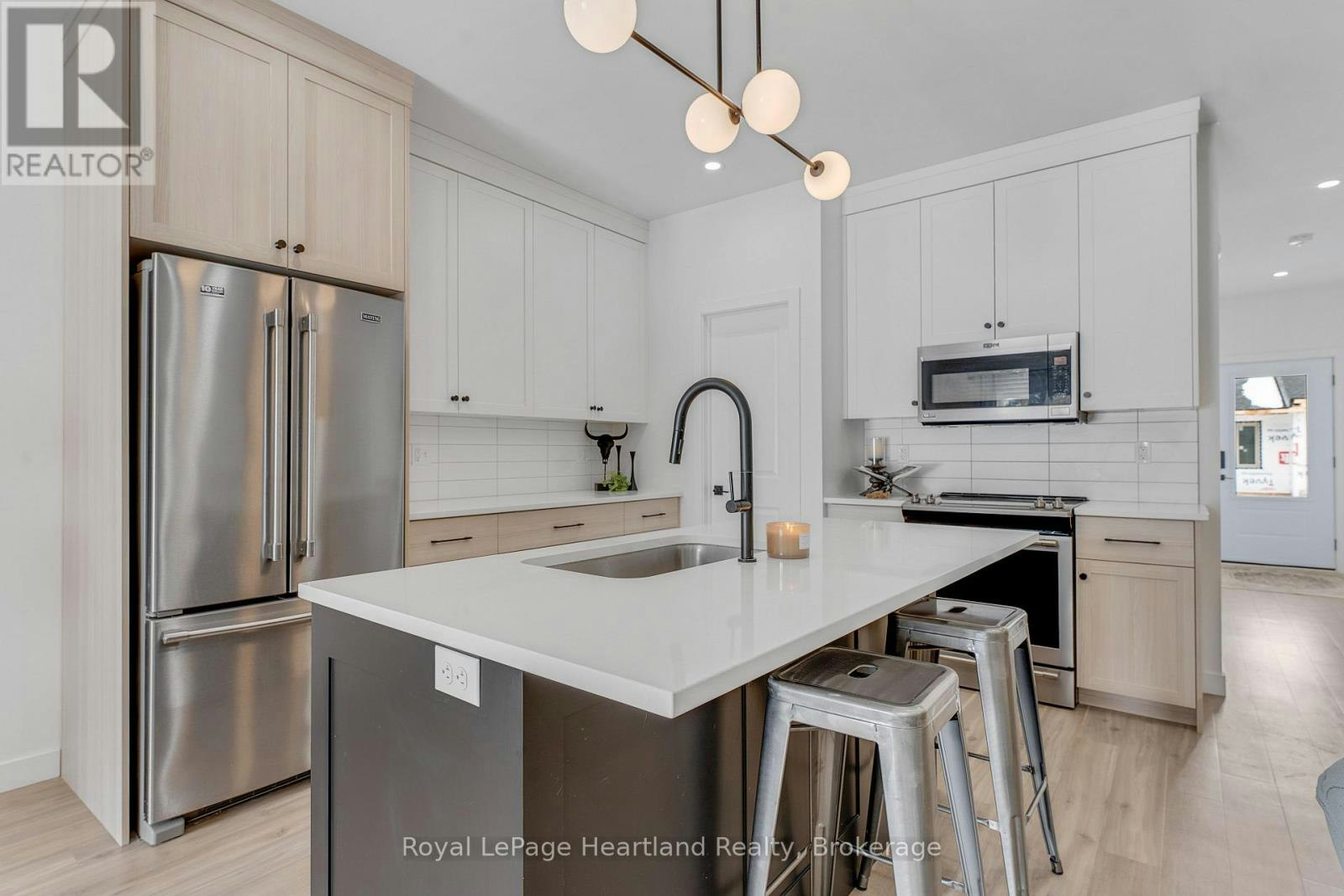 20 Silver Creek Road, Huron East, ON, N0K 1W0 - 8