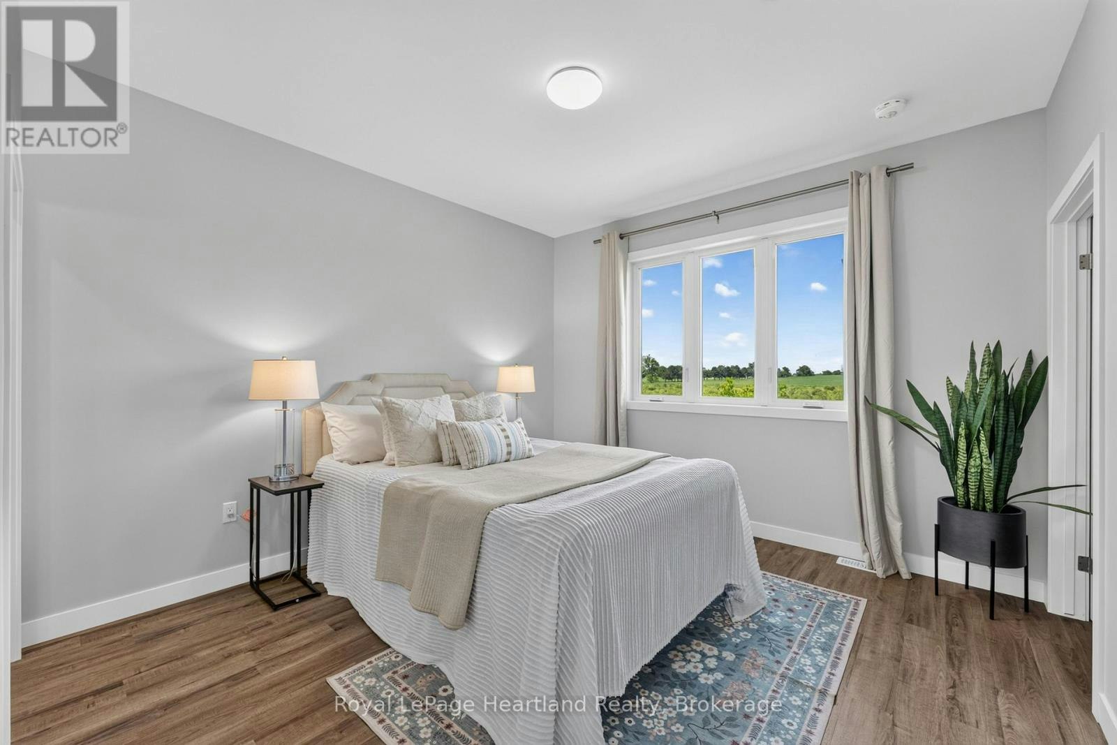 27 Silver Creek Road, Huron East, ON, N0K 1W0 - 28