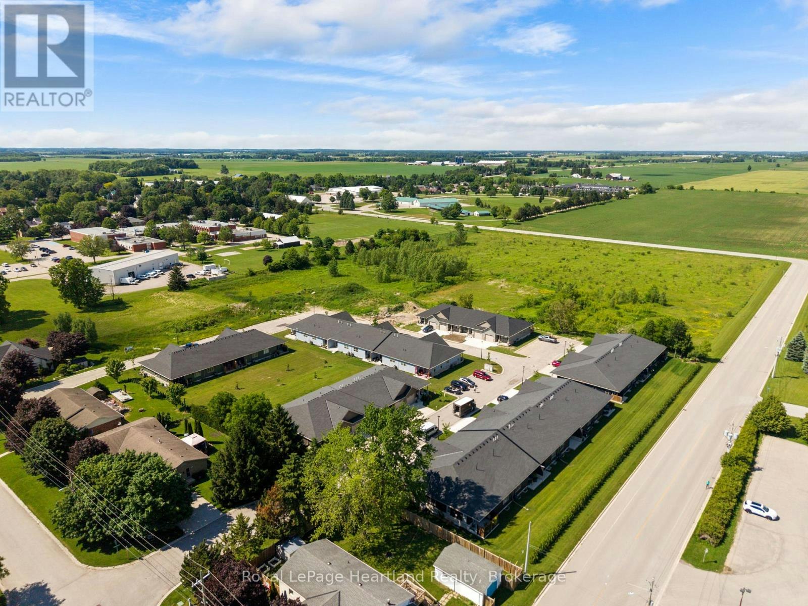 27 Silver Creek Road, Huron East, ON, N0K 1W0 - 8