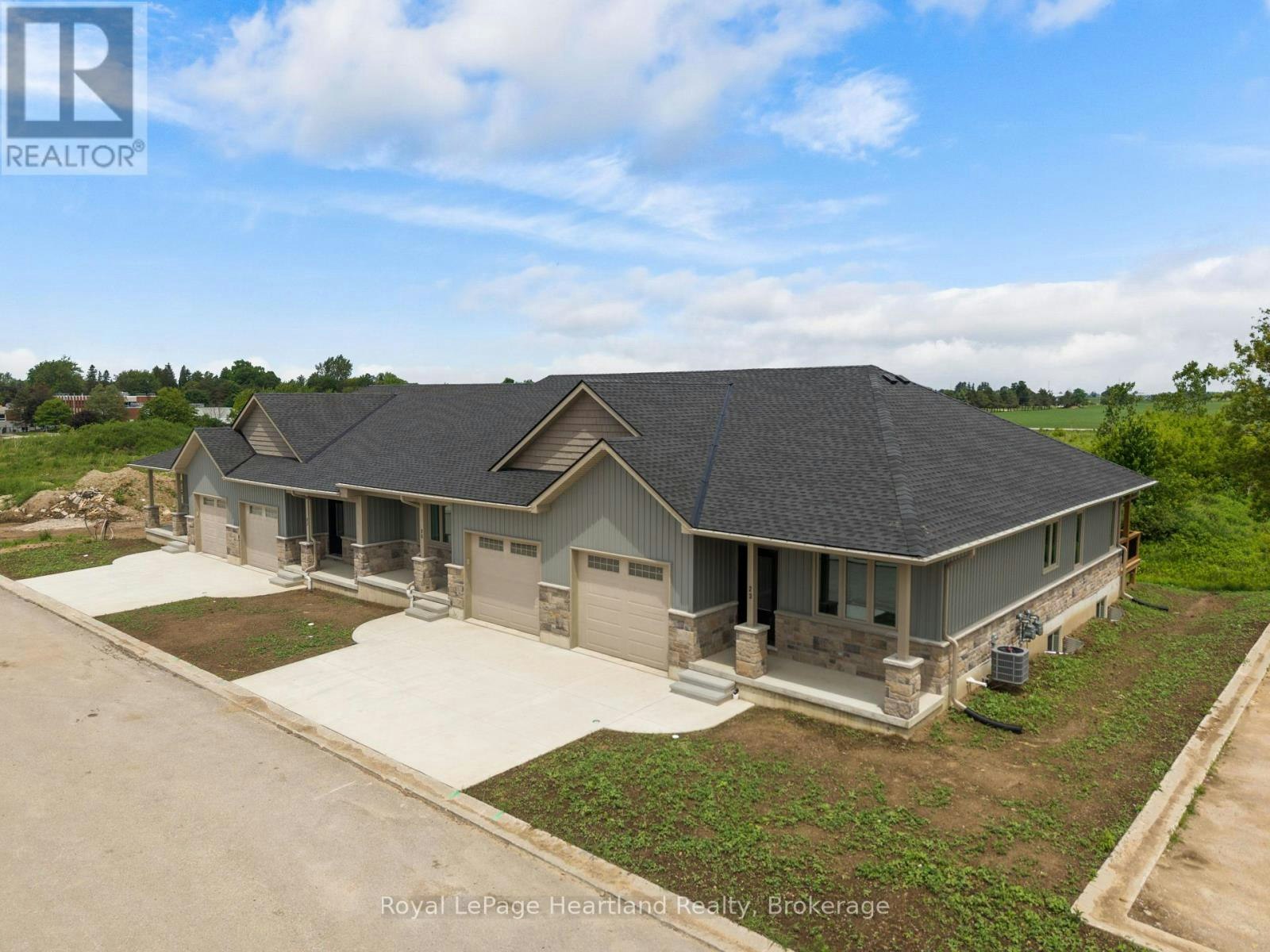 23 Silver Creek Road, Huron East, ON, N0K 1W0 - 4