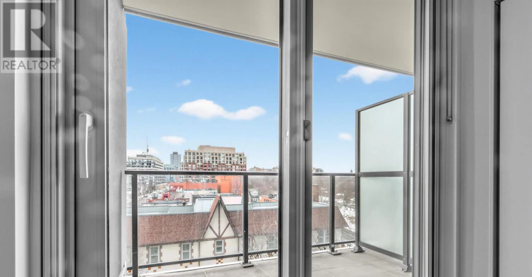 711-8 Manor Road W, Toronto, ON, M4S 0E6 - 17