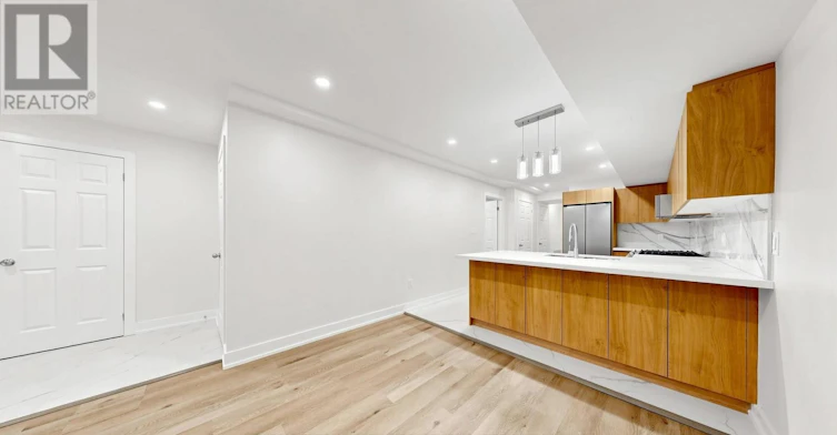 BSMT-115 D'arcy Street, Toronto, ON, M5T 1K2 - 10