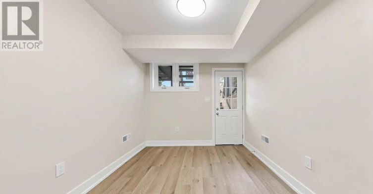 BSMT-115 D'arcy Street, Toronto, ON, M5T 1K2 - 24