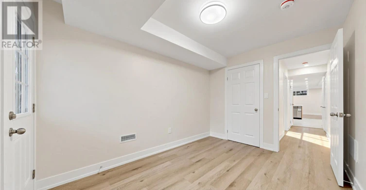 BSMT-115 D'arcy Street, Toronto, ON, M5T 1K2 - 25