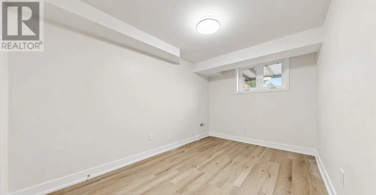 BSMT-115 D'arcy Street, Toronto, ON, M5T 1K2 - 16