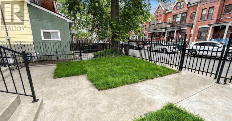 BSMT-115 D'arcy Street, Toronto, ON, M5T 1K2 - 4