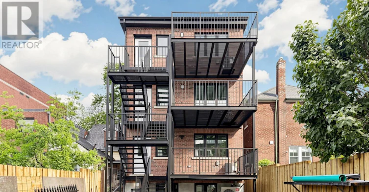 3RD FLOOR-115 D'arcy Street, Toronto, ON, M5T 1K2 - 33