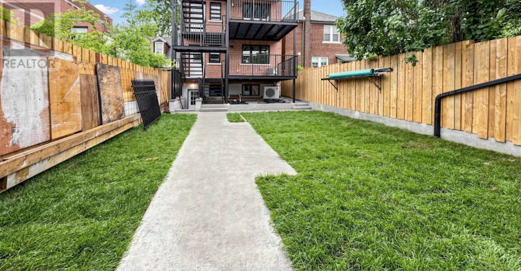 3RD FLOOR-115 D'arcy Street, Toronto, ON, M5T 1K2 - 32