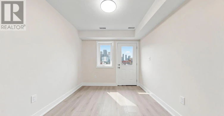 3RD FLOOR-115 D'arcy Street, Toronto, ON, M5T 1K2 - 24