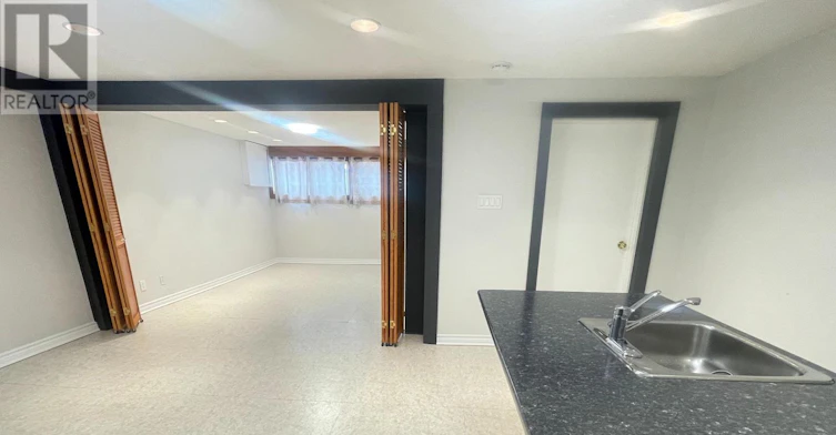LOWER-115 Poynter Drive, Toronto, ON, M9R 1L7 - 6