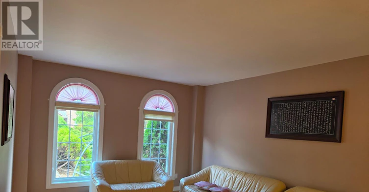 49 Holbrook Court, Markham, ON, L3R 7P8 - 2