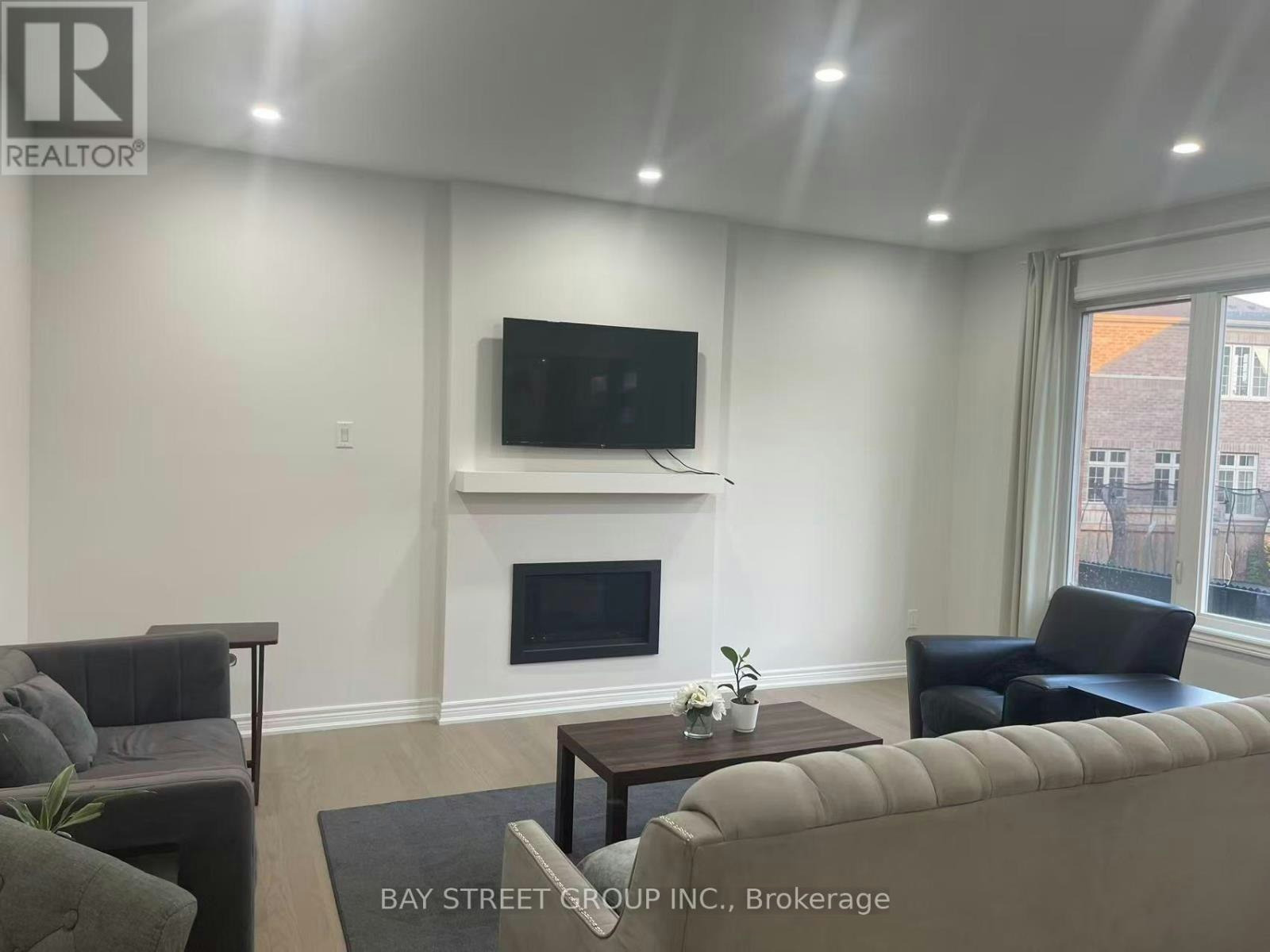 ROOM-49 Bud Leggett Cres Crescent, Georgina, ON, L4P 0B5 - 3