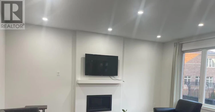 ROOM-49 Bud Leggett Cres Crescent, Georgina, ON, L4P 0B5 - 3