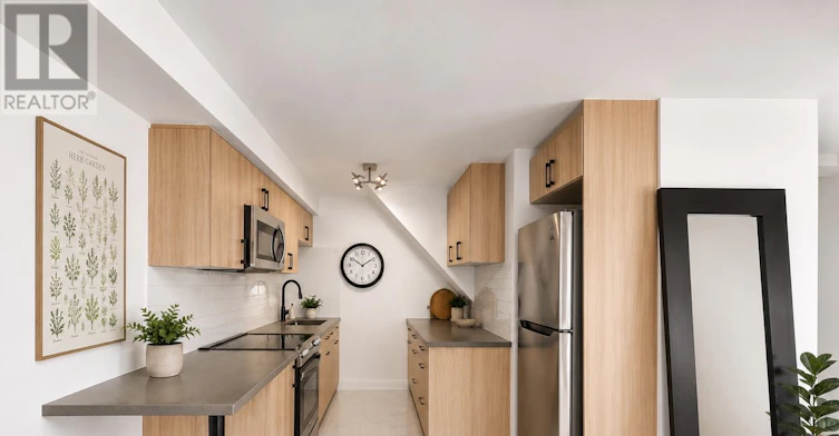 B-124 Atlantic Avenue, Toronto, ON, M6K 1X9 - 4