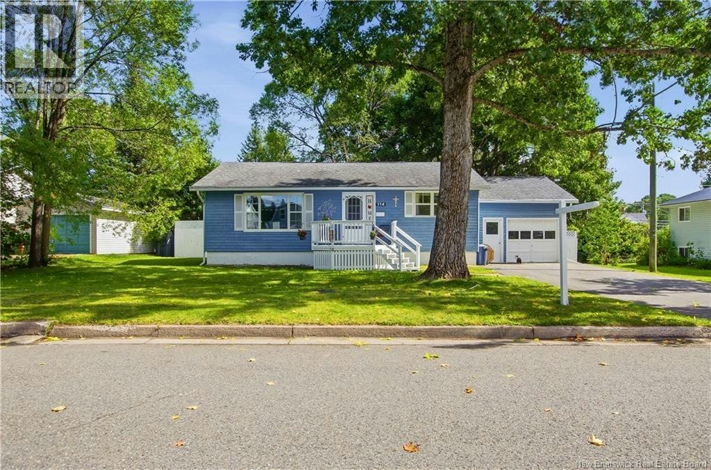 114 Edgewood Drive, Fredericton, NB, E3A 1T1