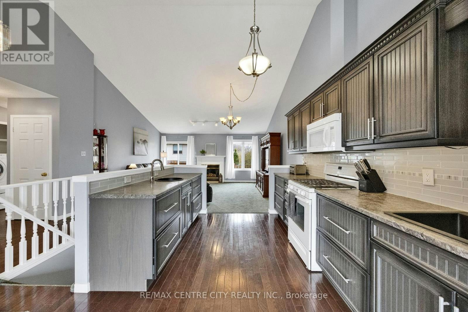 21-861 Shelborne Street, London, ON, N5Z 5C5