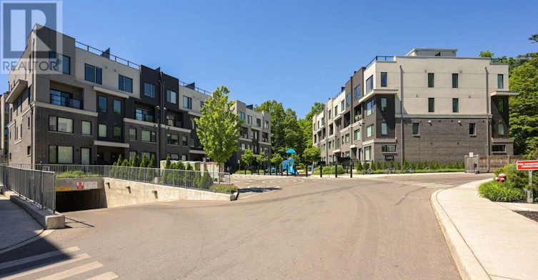 12-3492 Widdicombe Way, Mississauga, ON, L5L 0B8