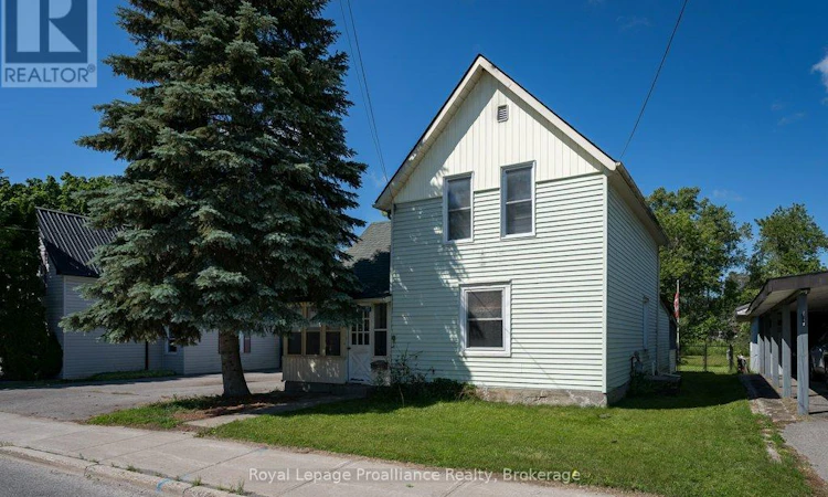 217 Trent Street NORTH