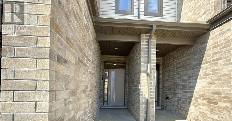 2112 Meadowgate Boulevard, London, ON, N6M 0H5 - 2